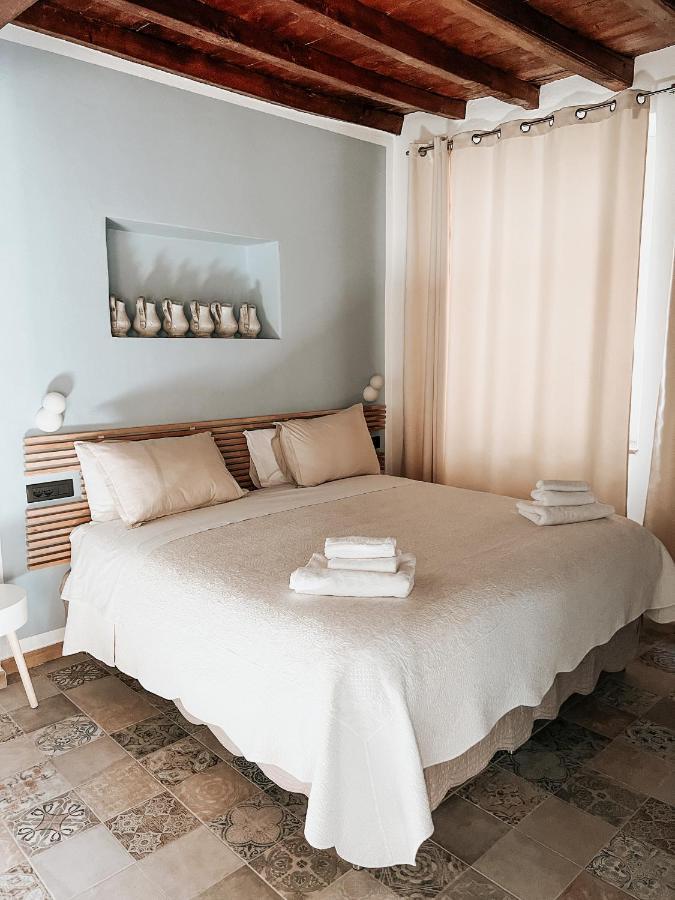 Residence La Pera Bugiarda Венария Реале Екстериор снимка