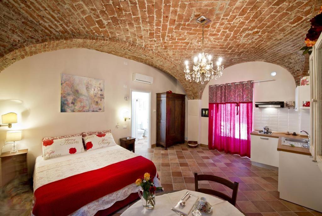 Residence La Pera Bugiarda Венария Реале Екстериор снимка